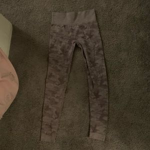 Gymshark camo seamless leggings, purple